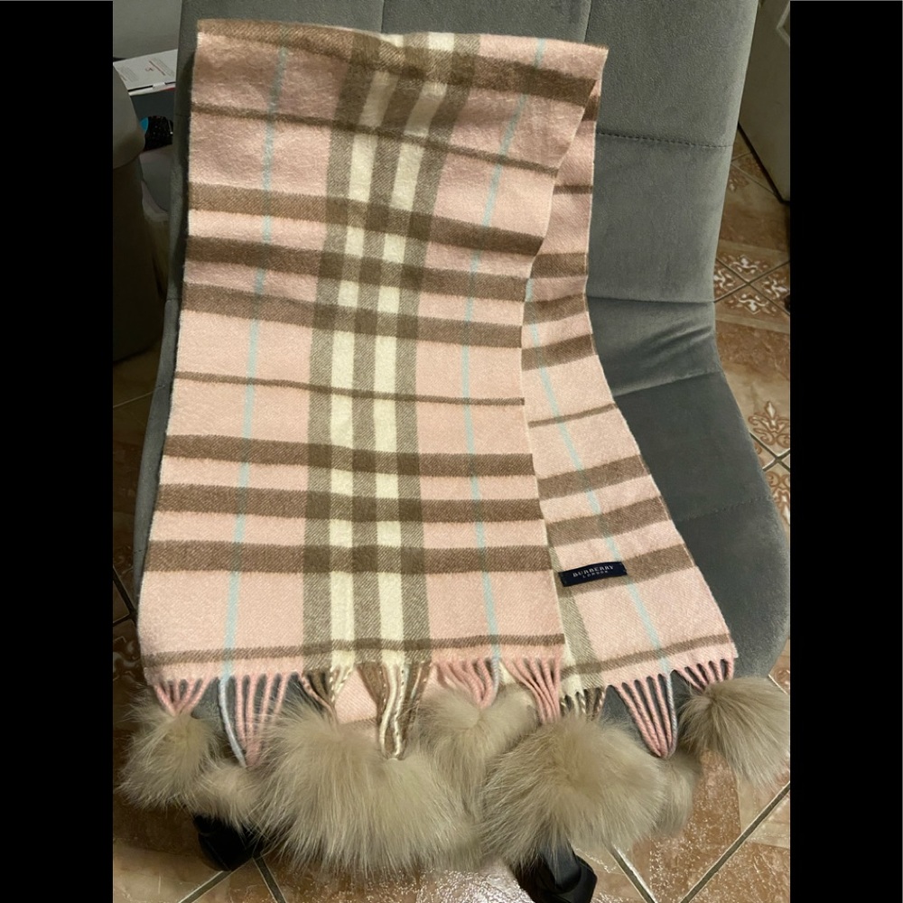 Burberry scarf